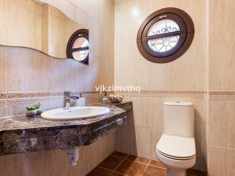 Villa for Sale in Benahavís, Malaga 8
