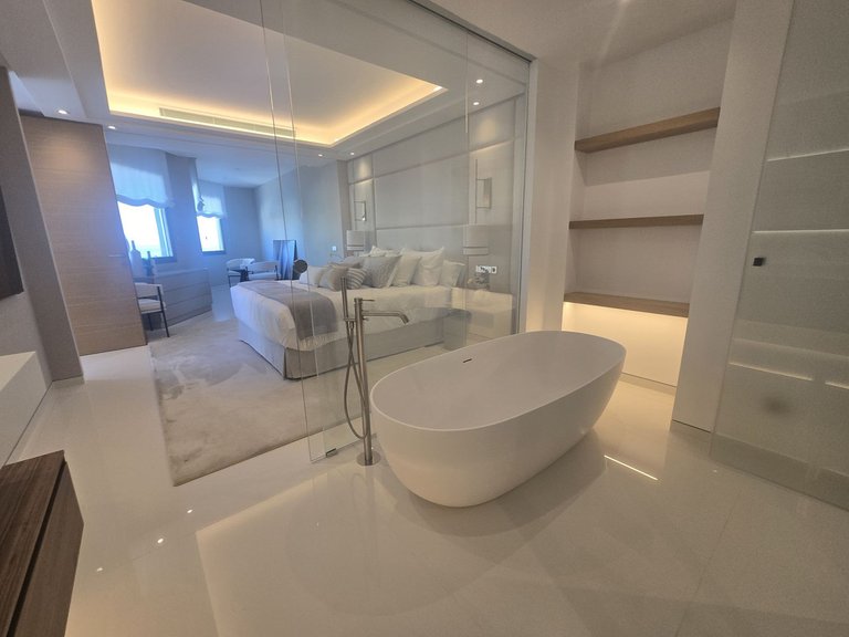 Apartment for Sale in Costa del Sol, Puerto Banús, Malaga 32