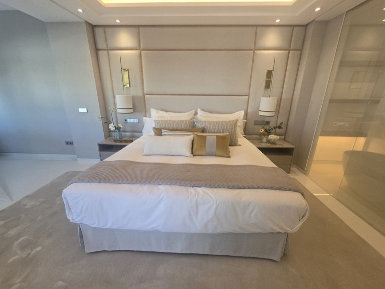 Apartment for Sale in Costa del Sol, Puerto Banús, Malaga 6