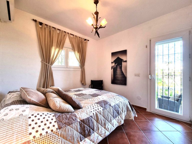 Villa for Sale in Benalmadena, Malaga 12