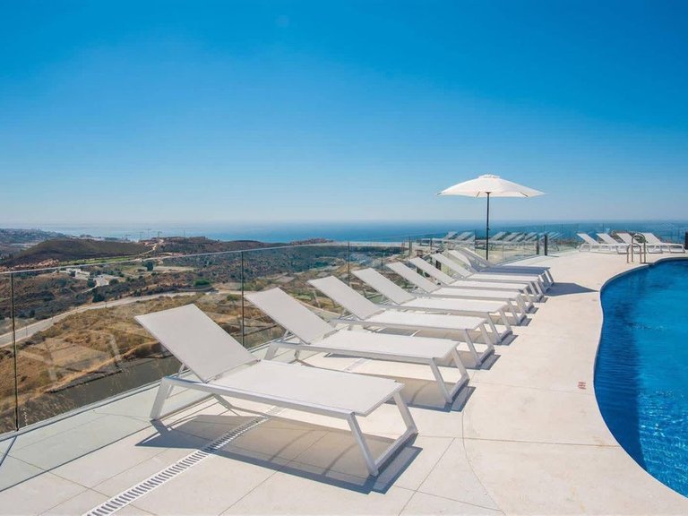 Apartment for Sale in Calanova Golf, Malaga 38
