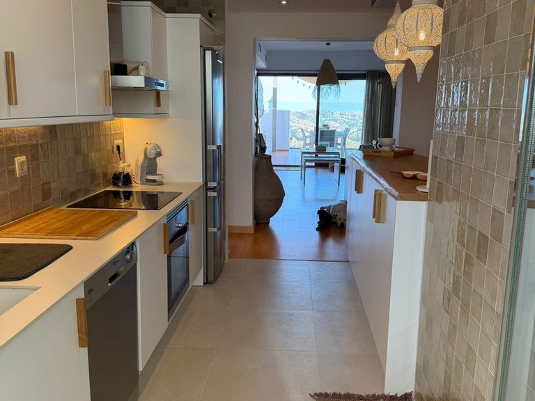 Apartment for Sale in Calanova Golf, Malaga 9