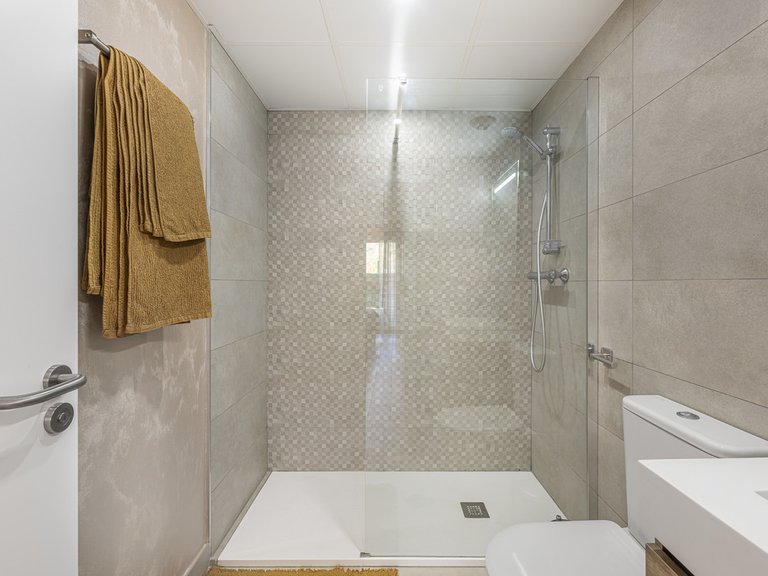 Apartment for Sale in Benahavís, Malaga 16