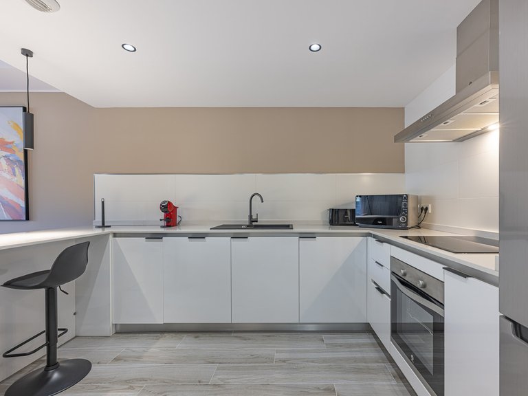 Apartment for Sale in Benahavís, Malaga 6