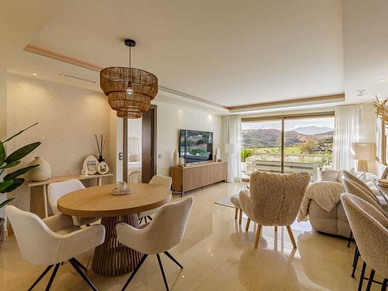 Apartment for Sale in Los Arqueros, Malaga 4
