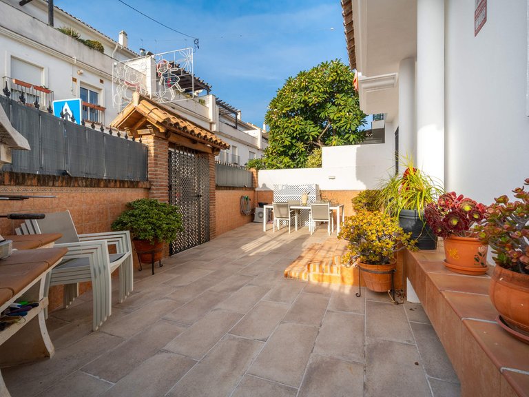 Villa for Sale in Estepona, Malaga 24