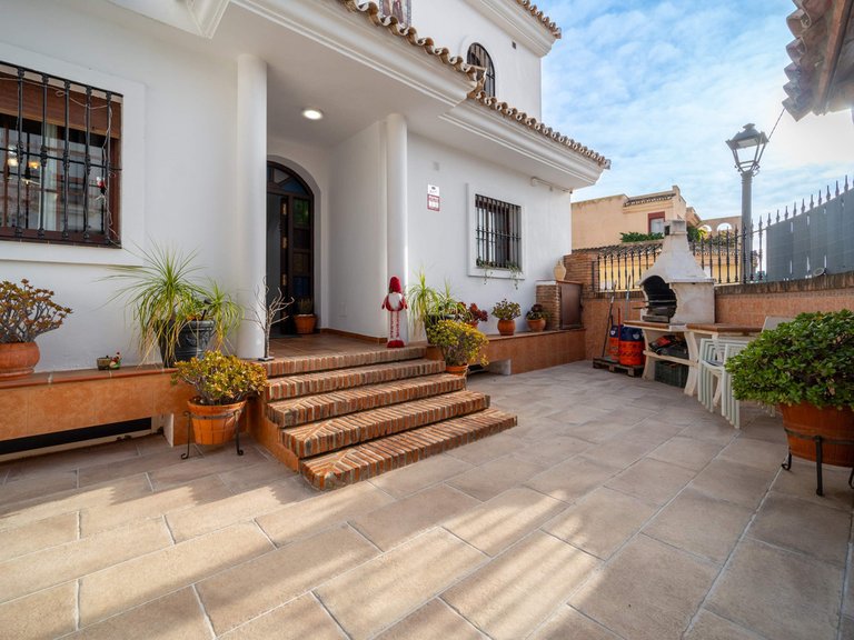 Villa for Sale in Estepona, Malaga 26