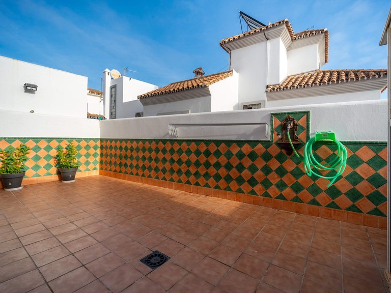 Villa for Sale in Estepona, Malaga 32