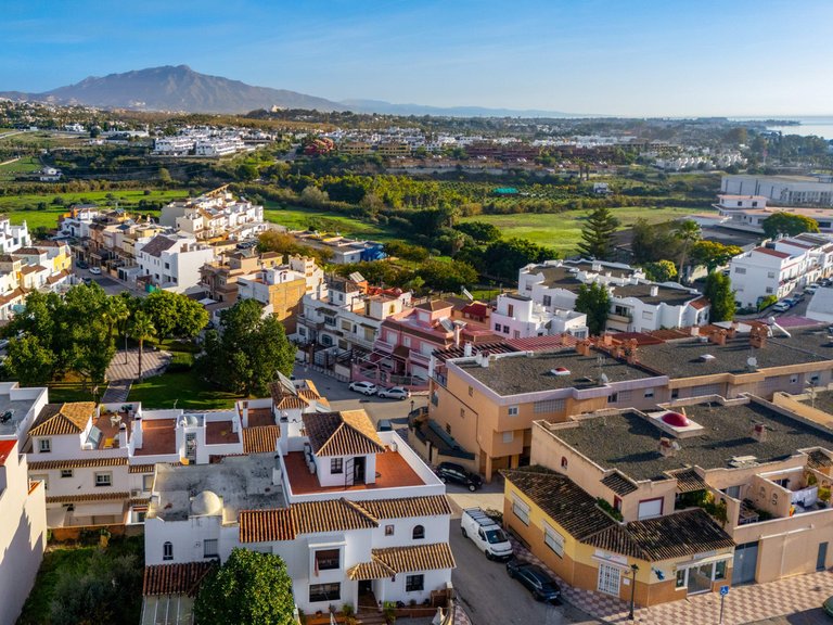 Villa for Sale in Estepona, Malaga 40
