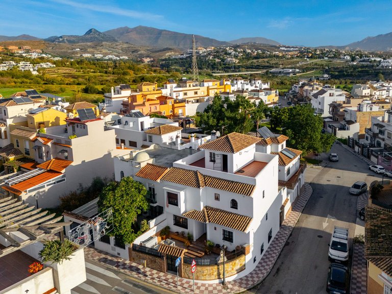 Villa for Sale in Estepona, Malaga 43