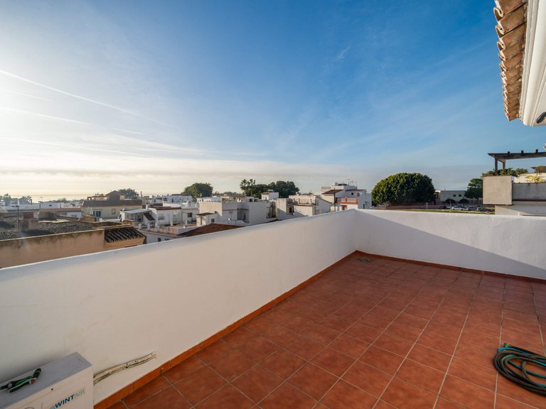 Villa for Sale in Estepona, Malaga 44