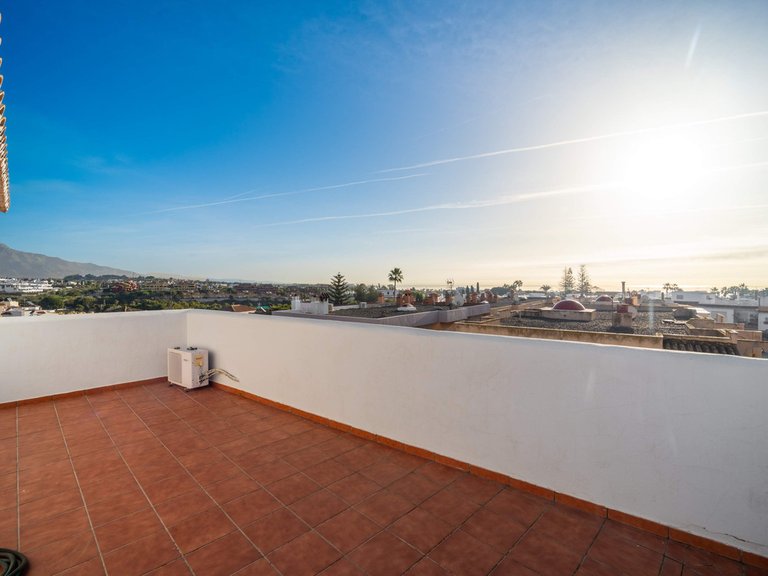 Villa for Sale in Estepona, Malaga 47