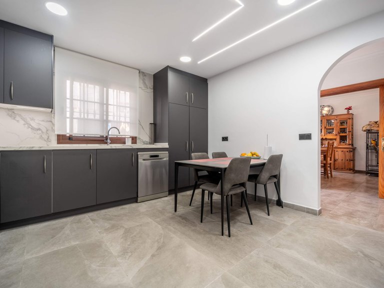 Villa for Sale in Estepona, Malaga 5