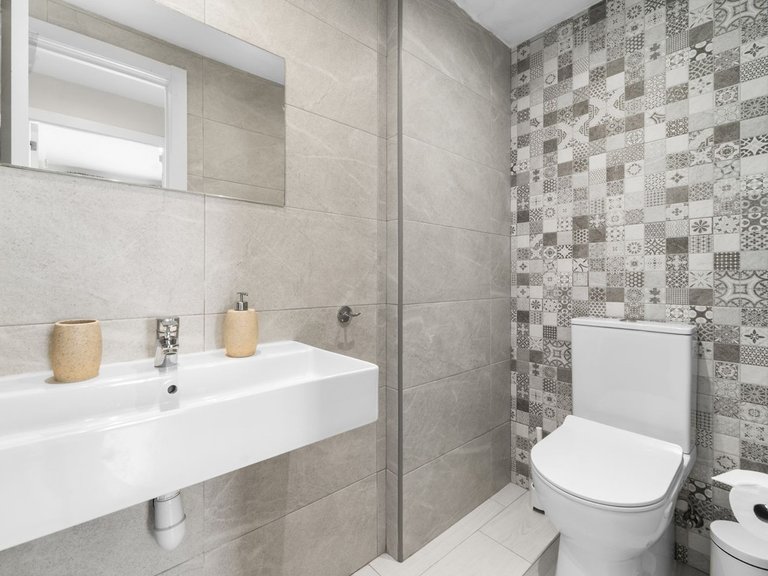 Apartment for Sale in Benalmadena, Malaga 11