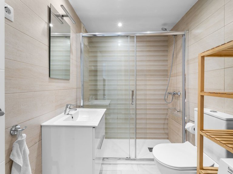 Apartment for Sale in Benalmadena, Malaga 6