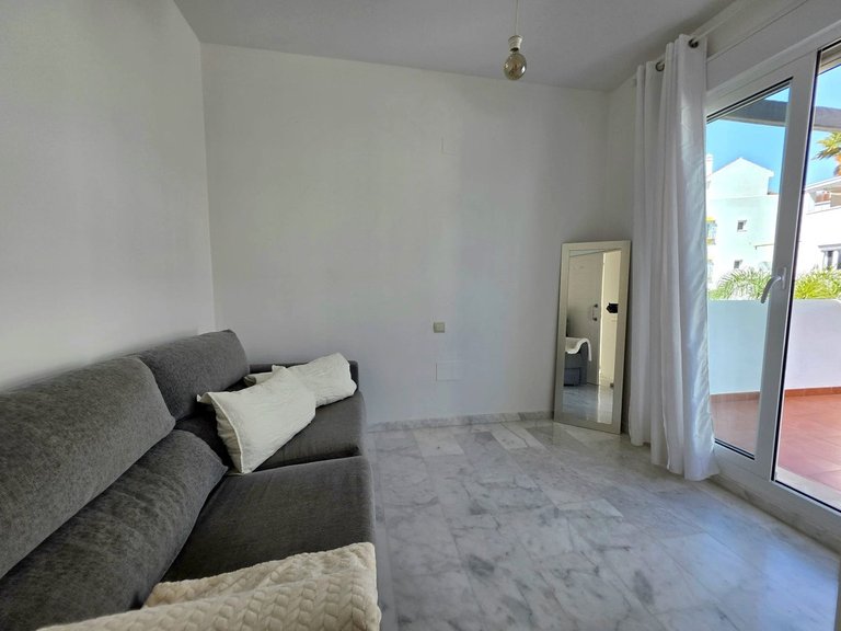 Penthouse for Sale in Valle Romano, Malaga 17