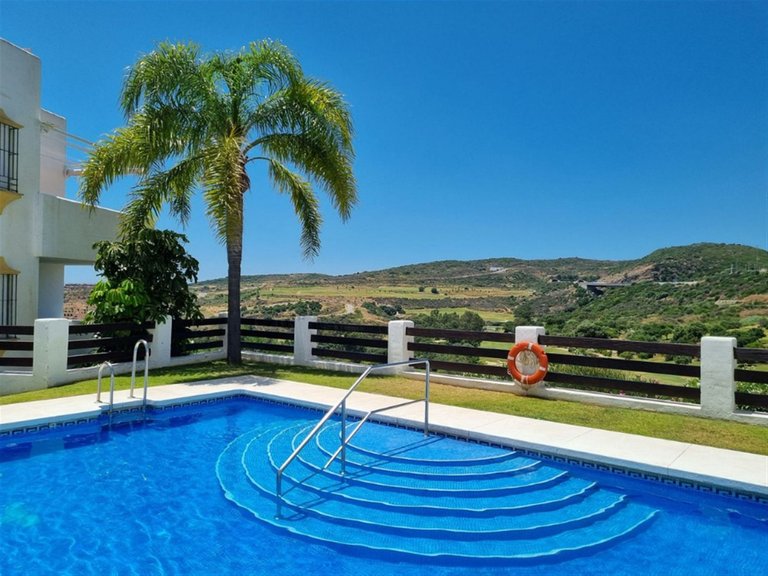 Penthouse for Sale in Valle Romano, Malaga 4