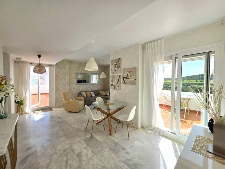 Penthouse for Sale in Valle Romano, Malaga 8