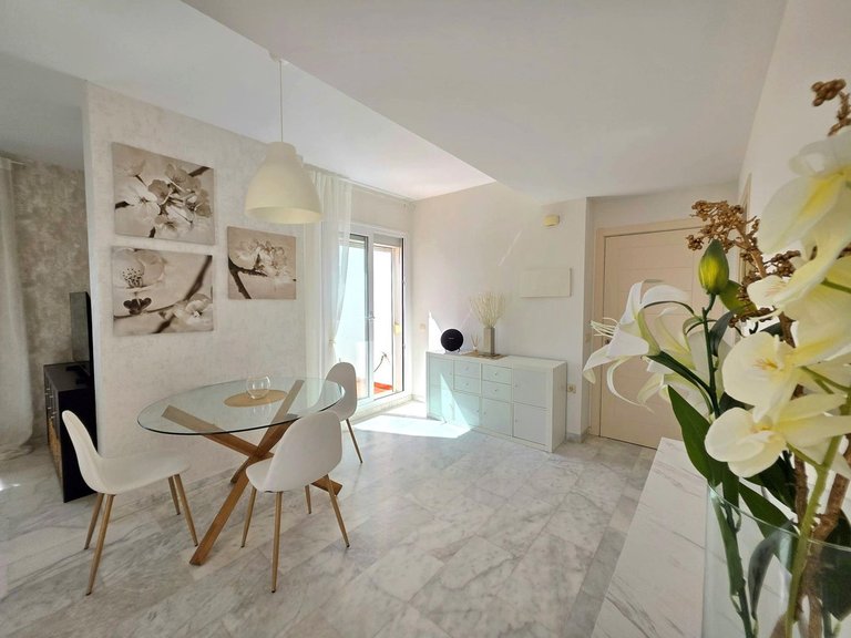 Penthouse for Sale in Valle Romano, Malaga 9