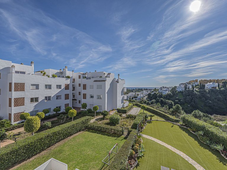 Apartment for Sale in Selwo, Malaga 18