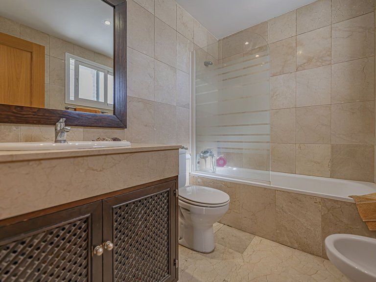 Apartment for Sale in Selwo, Malaga 37