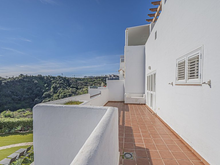 Apartment for Sale in Selwo, Malaga 39