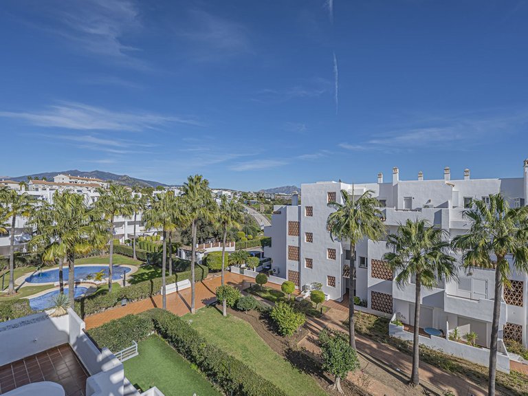 Apartment for Sale in Selwo, Malaga 43