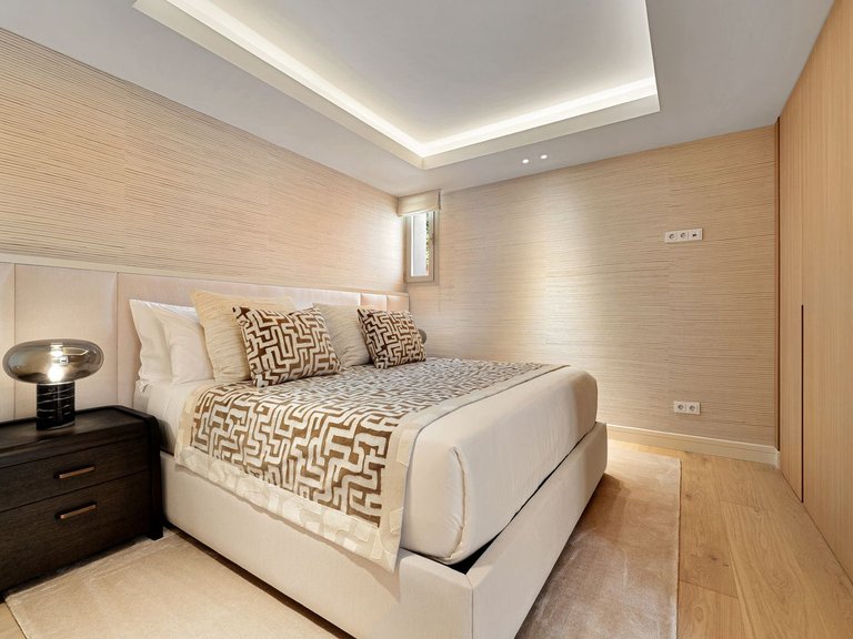 Villa for Sale in Nueva Andalucía, Malaga 37
