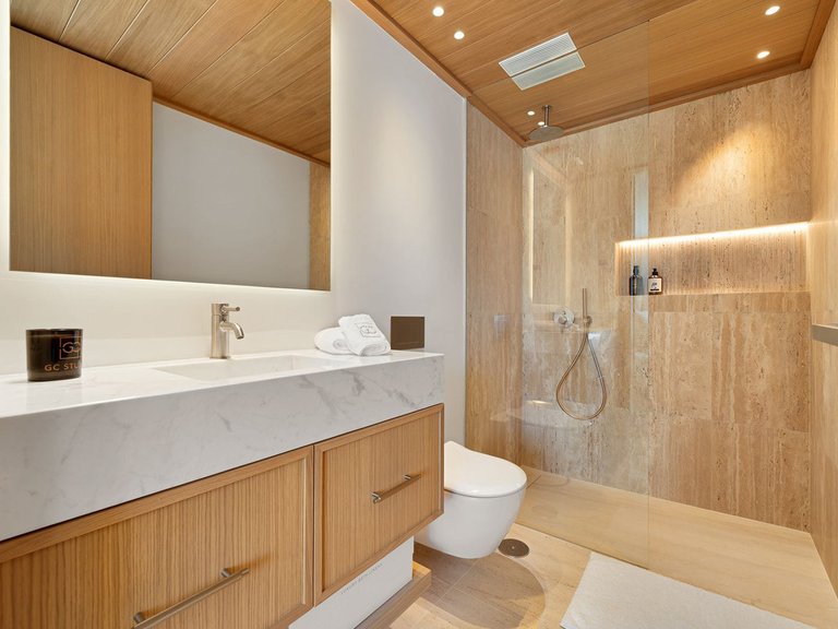 Villa for Sale in Nueva Andalucía, Malaga 43