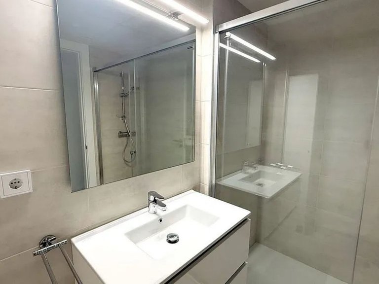 Apartment for Sale in Selwo, Malaga 6