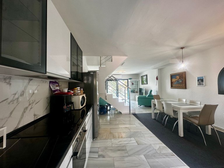 Villa for Sale in Calahonda, Malaga 10