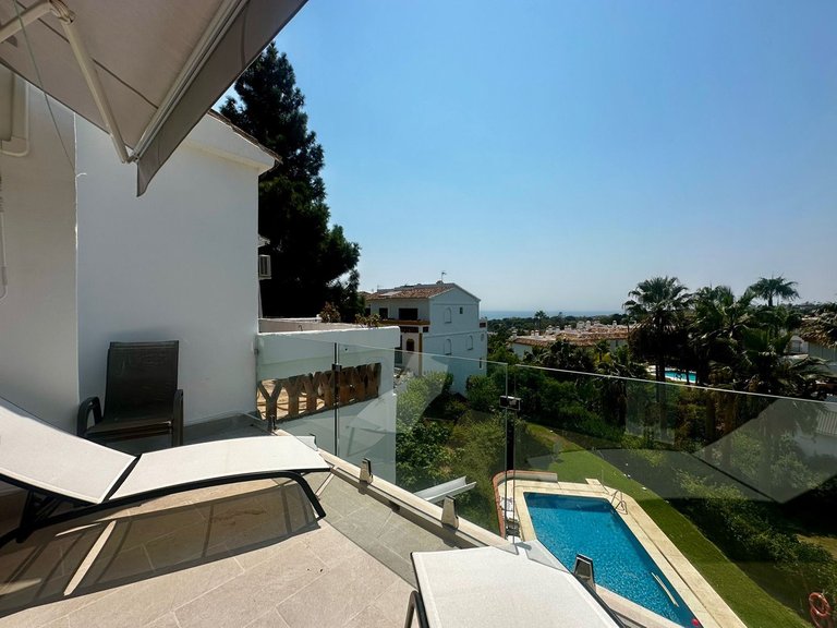 Villa for Sale in Calahonda, Malaga 25