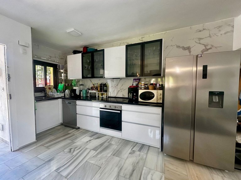 Villa for Sale in Calahonda, Malaga 4