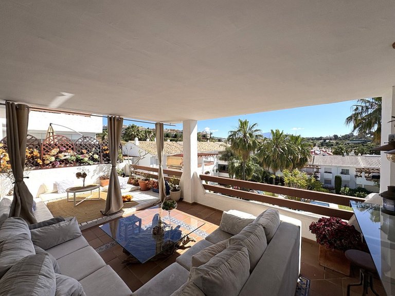 Villa for Sale in Selwo, Malaga 1