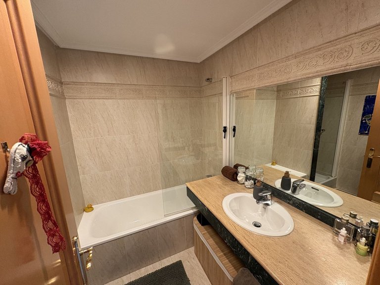 Villa for Sale in Selwo, Malaga 10