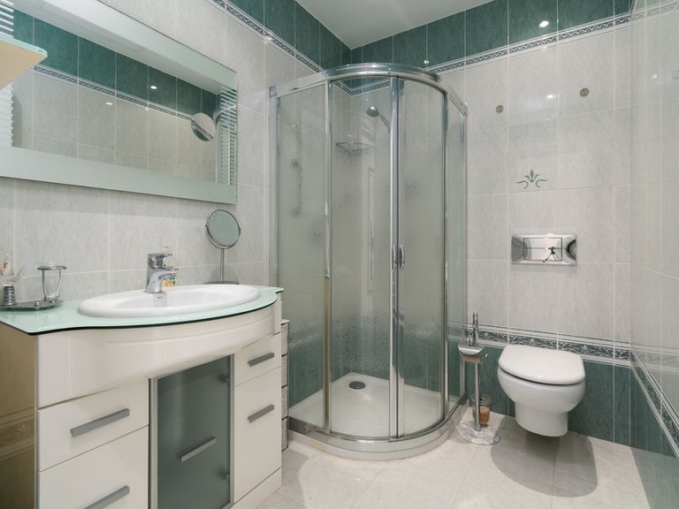 Apartment for Sale in Fuengirola, Malaga 16