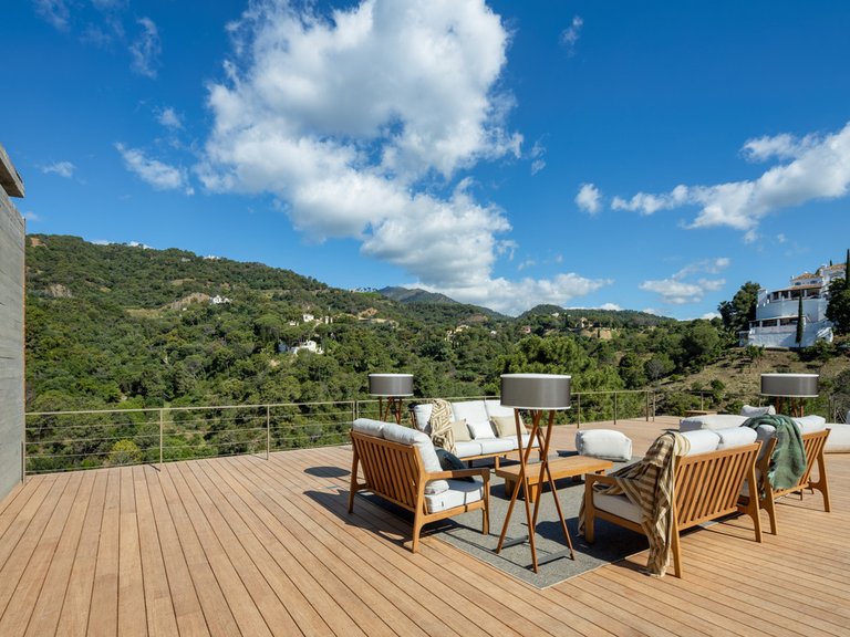 Villa for Sale in Costa del Sol El Madroñal, Malaga 44