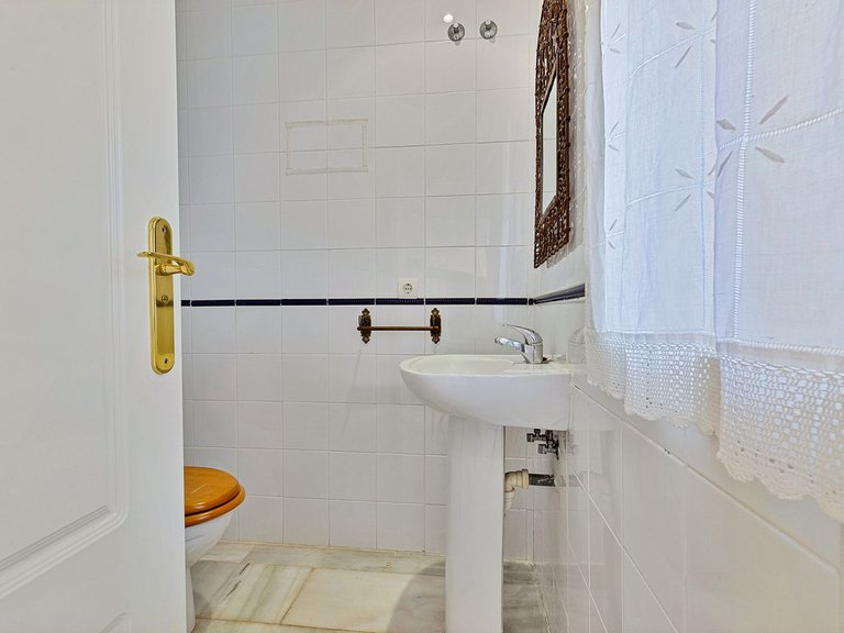 Villa for Sale in San Pedro De Alcántara, Malaga 15