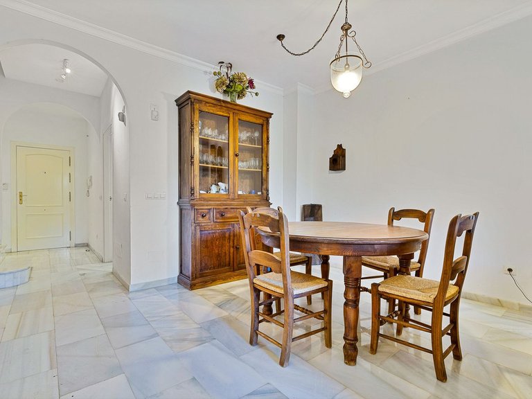Villa for Sale in San Pedro De Alcántara, Malaga 17
