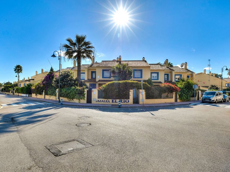 Villa for Sale in San Pedro De Alcántara, Malaga 24