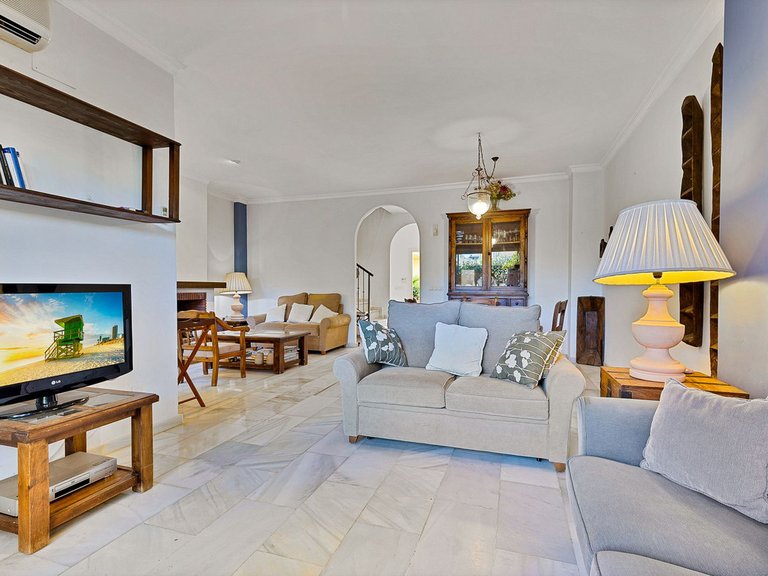 Villa for Sale in San Pedro De Alcántara, Malaga 4