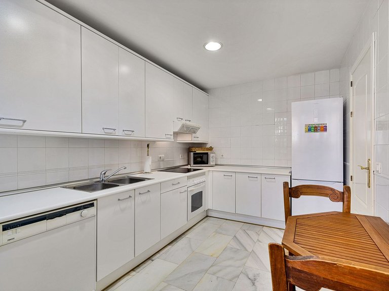 Villa for Sale in San Pedro De Alcántara, Malaga 7