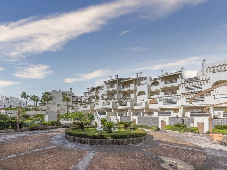 Apartment for Sale in Estepona, Malaga 38