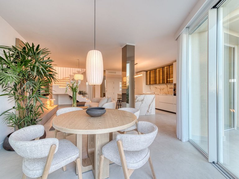 Villa for Sale in La Quinta, Malaga 10