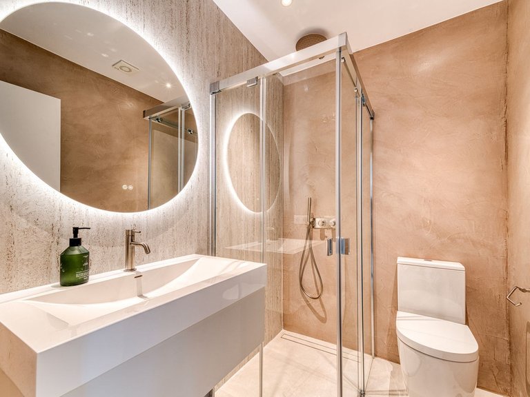 Villa for Sale in La Quinta, Malaga 16