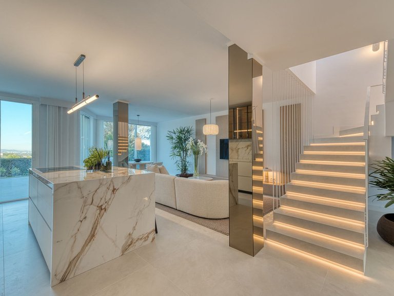 Villa for Sale in La Quinta, Malaga 2