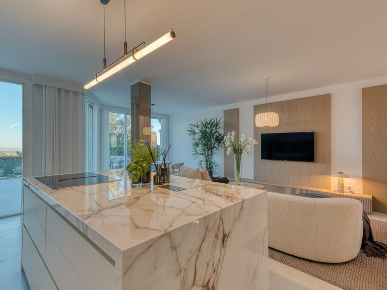 Villa for Sale in La Quinta, Malaga 3