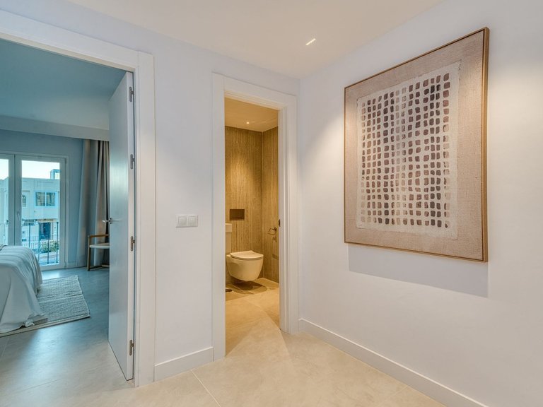 Villa for Sale in La Quinta, Malaga 30