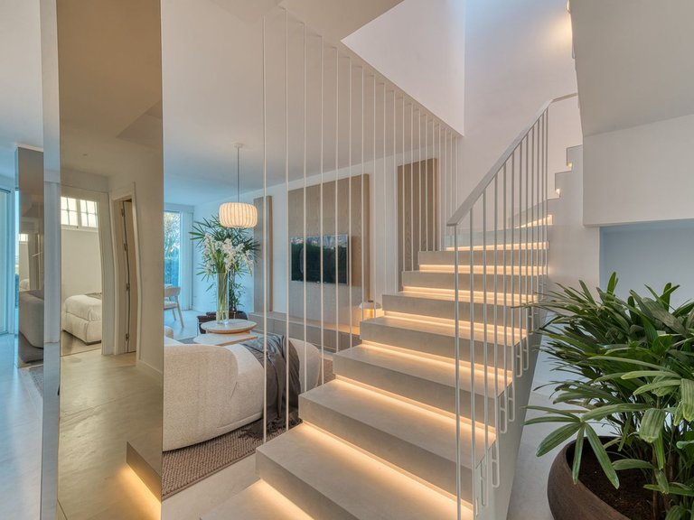 Villa for Sale in La Quinta, Malaga 4