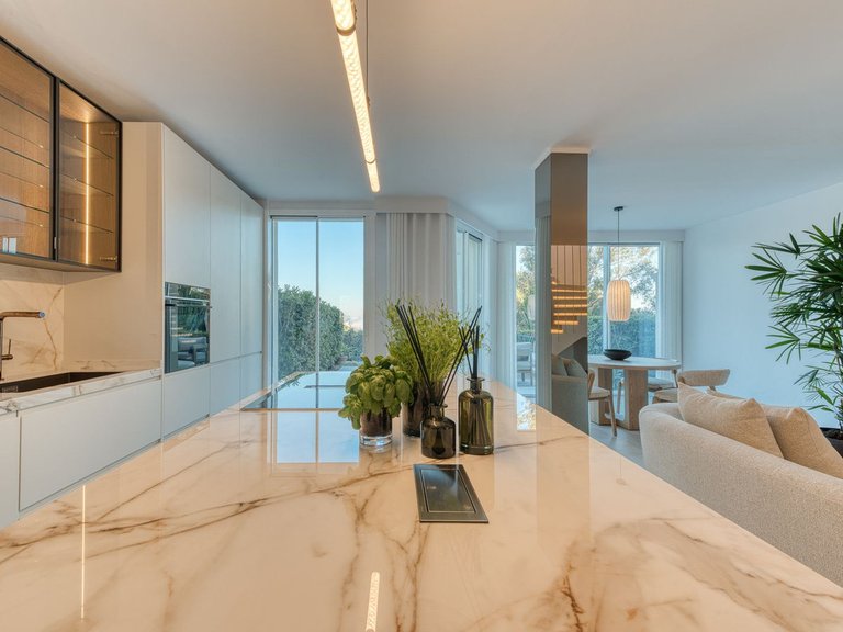 Villa for Sale in La Quinta, Malaga 8
